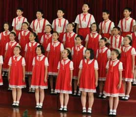 十一国庆节合唱比赛学生合唱服装怎么搭配