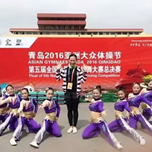 健美操服装又助一学校团队取得佳绩