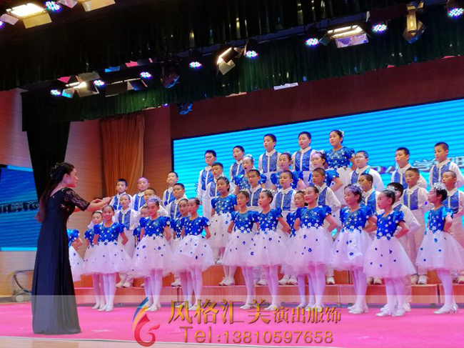 合唱演出礼服的七月舞台之旅！