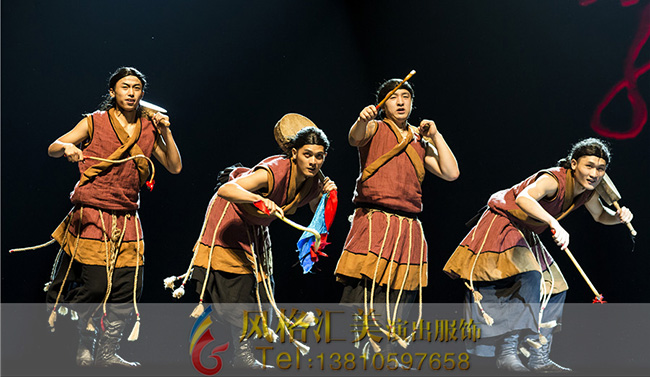 舞台演出服装设计师对自己的定位和作品的赏析能力！
