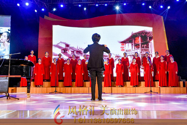 七月合唱演出服装定制款式推荐！