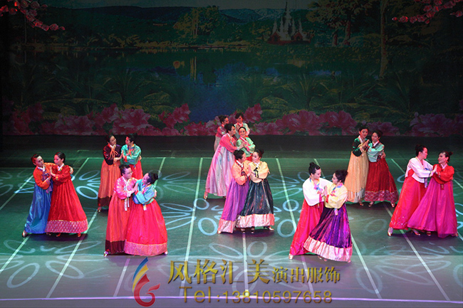 演出舞台服装的特殊形态设计法则！