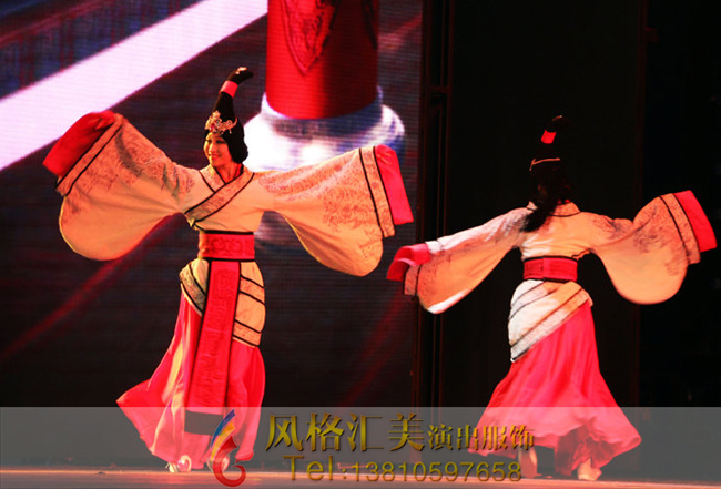 晚会古典演出服装设计