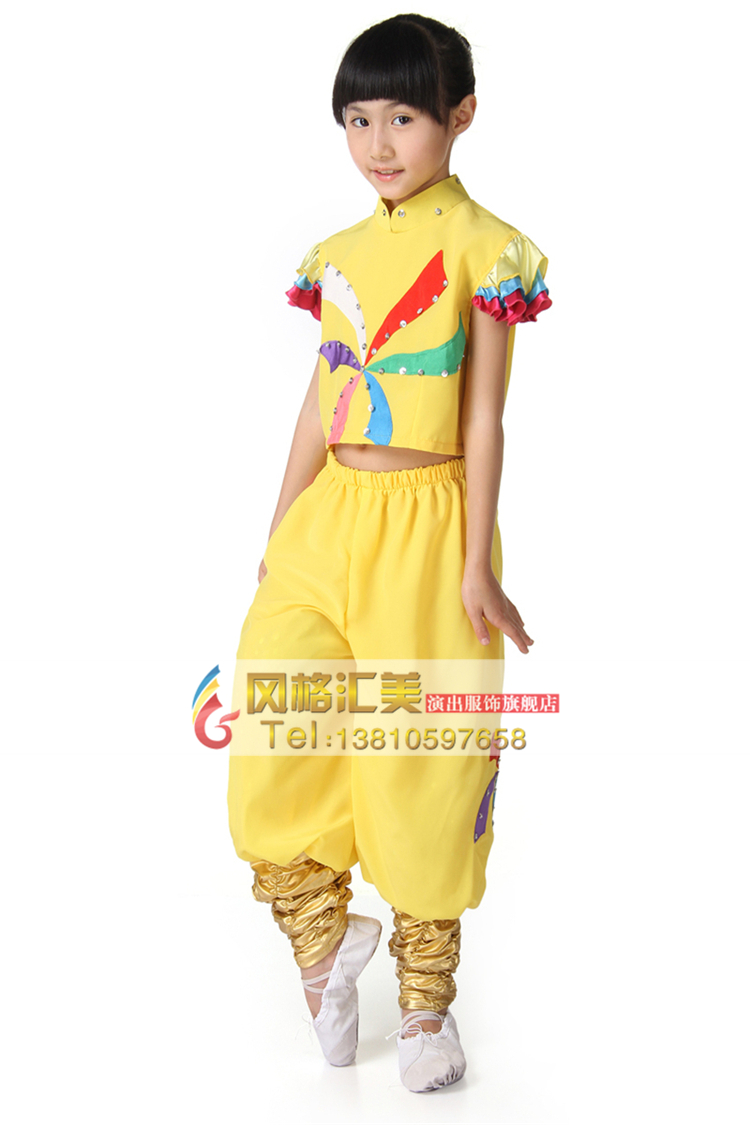 校园学生舞蹈演出服装设计