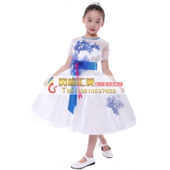 新款合唱礼服女童合唱服装批发定制专家_风格汇美演出服饰