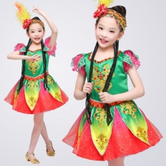儿童舞蹈演出服装女款新疆舞蹈表演服装校园舞台服装定制款！