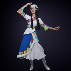 新款民族舞蹈演出服装大型舞台表演服装藏族舞蹈演出服定制！